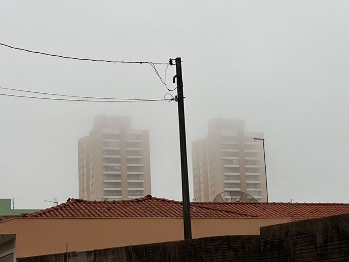 Neblina pela manhã em São Carlos