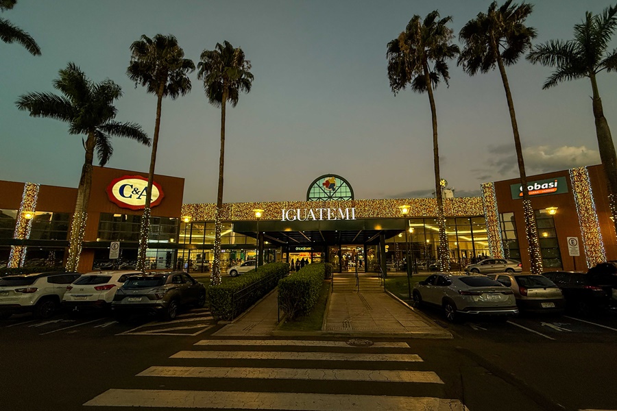 Shopping Iguatemi São Carlos divulga funcionamento especial para a véspera de Natal