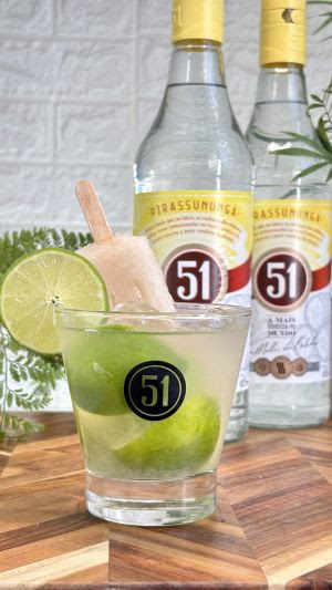 Receitas: Drinks com Cachaça 51 neste verão Receitas: Drinks com Cachaça 51 neste verão