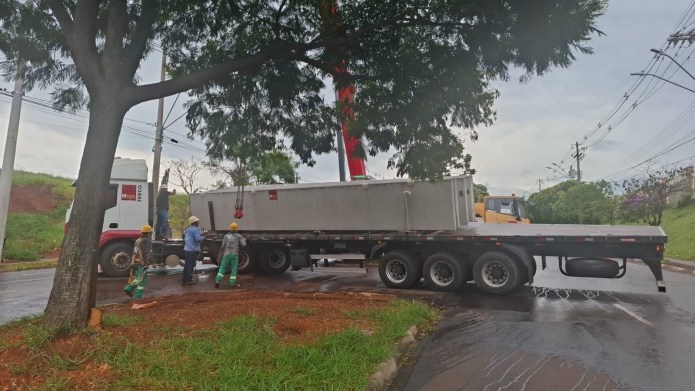 3e905546-741e-425d-97e4-8c68ae00f236-1