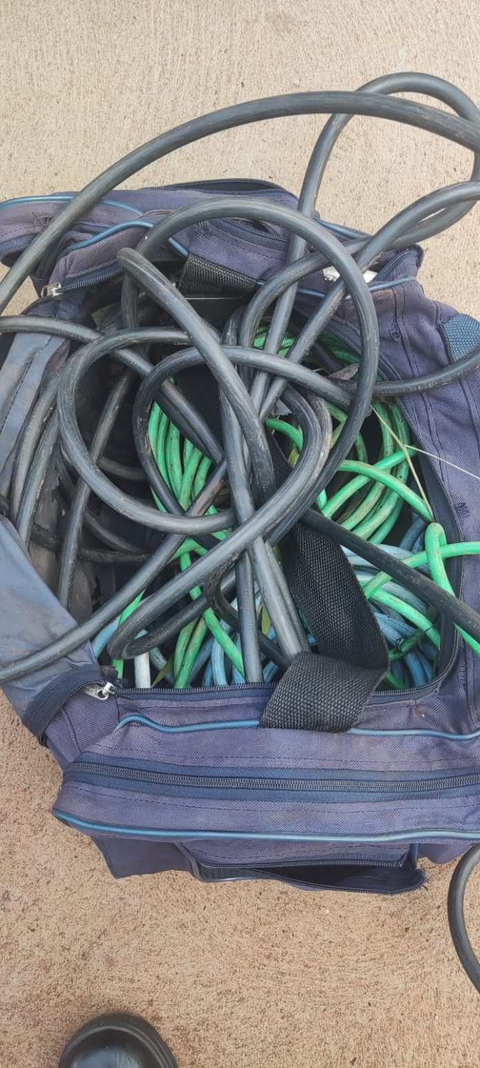 Foi detido furtando cabos