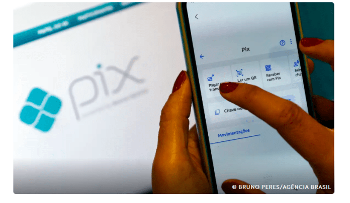 Receita Federal volta a negar taxação do Pix e alerta para golpes Receita Federal volta a negar taxação do Pix e alerta para golpes