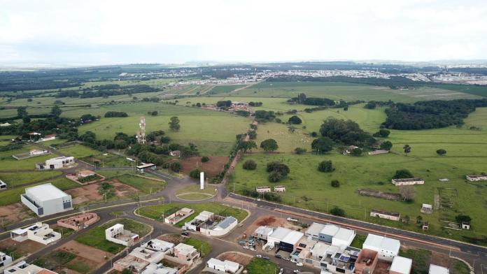 Emendas de Maurício Neves serão usadas em pavimentação Emendas de Maurício Neves serão usadas em pavimentação