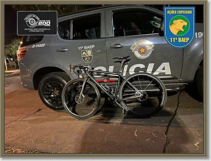 sized_66fadeea-0dbd-41de-a9d0-297eefbb6835