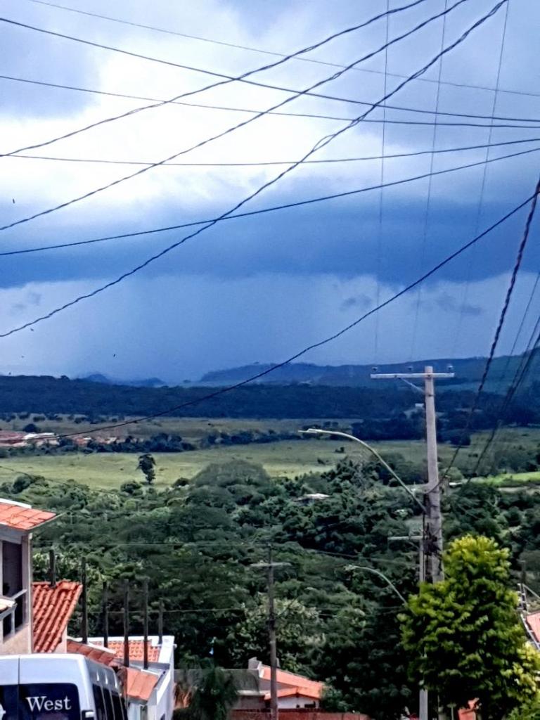 Chuva chegando: nuvens carregadas