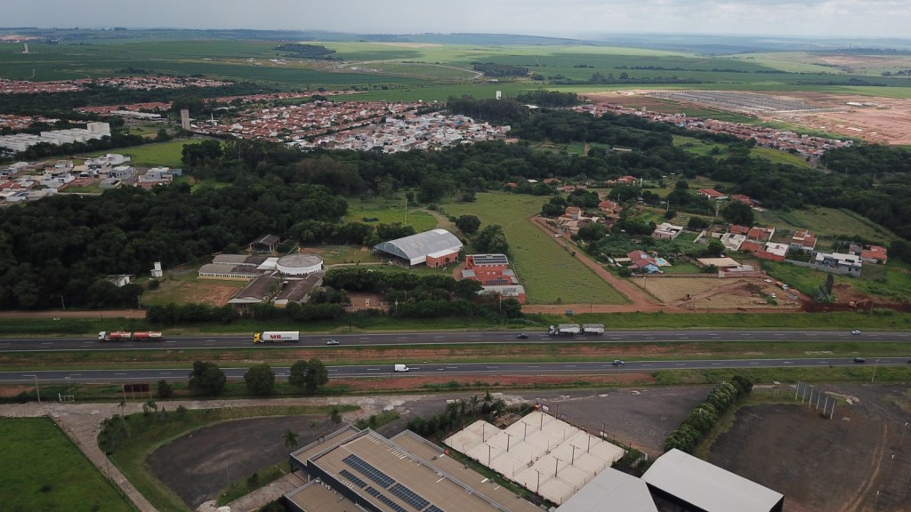 Obras na avenida Humberto Morasco