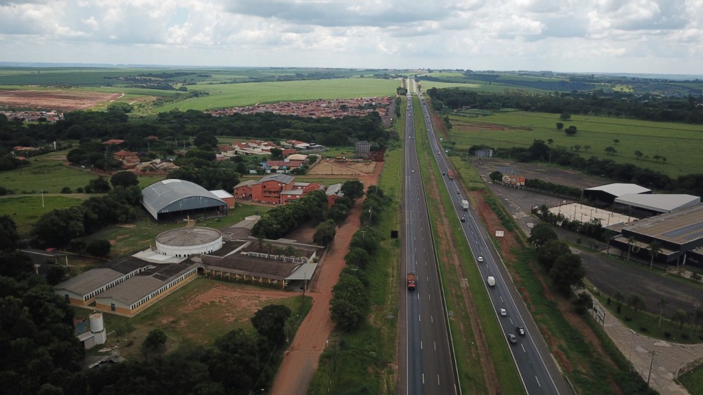 Obras na avenida Humberto Morasco