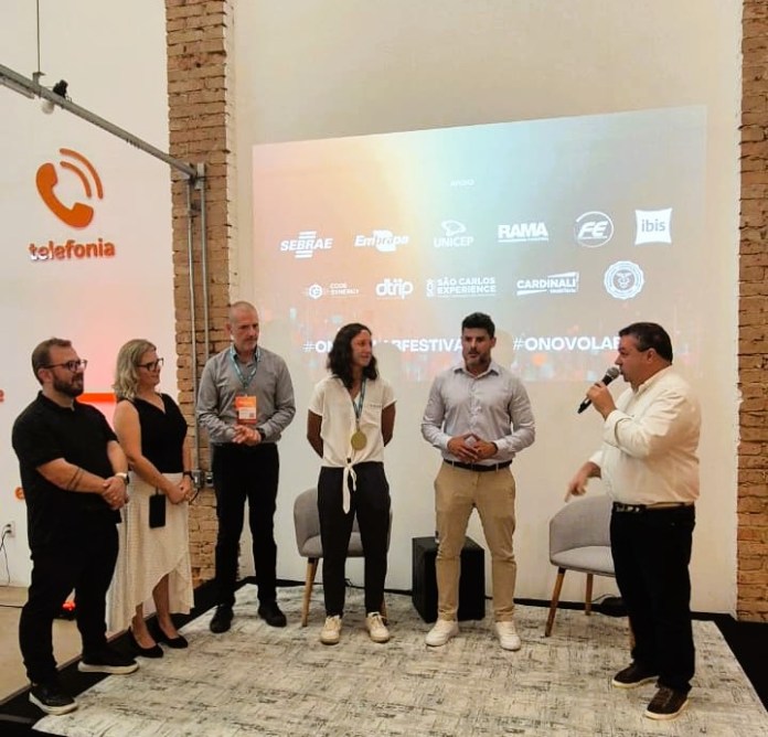 Luísa Baptista recebeu homenagem Luísa Baptista recebeu homenagem
