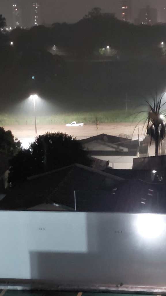 Chuva: Trabalhador são-carlense registra alagamento