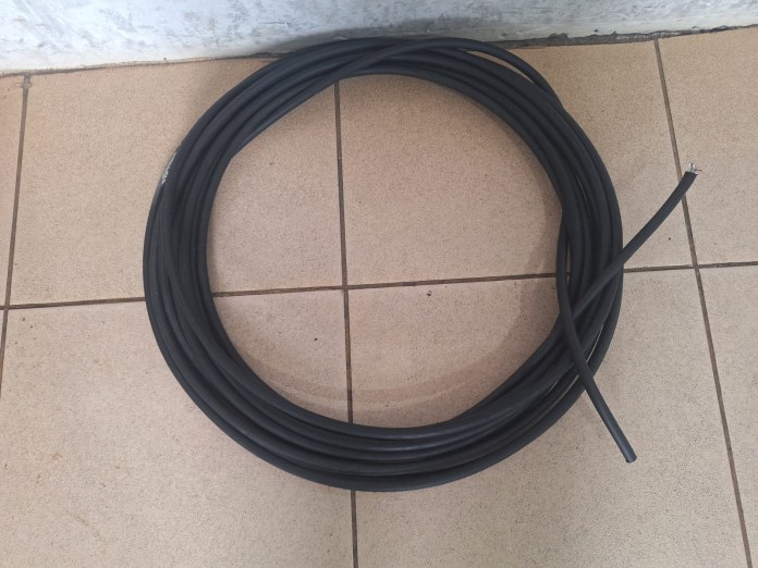 Furtam cabos até na avenida São Carlos