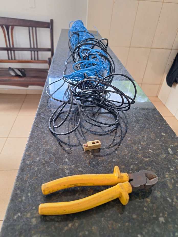 Furto de fios no Centro