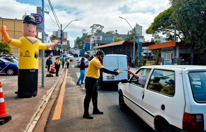 Queda nos acidentes de trânsito Queda nos acidentes de trânsito