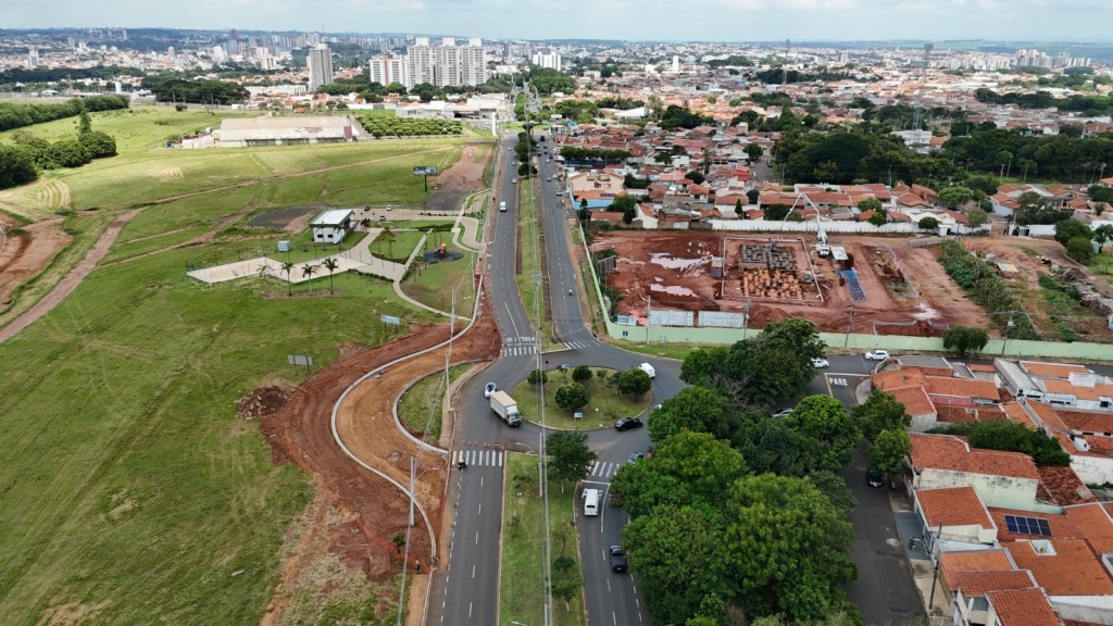 Obras na Miguel Petroni