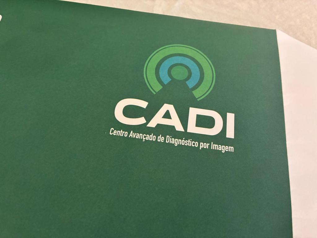 Mãe destaca gesto empático e gentil de técnido do CADI da UNIMED durante exame da filha