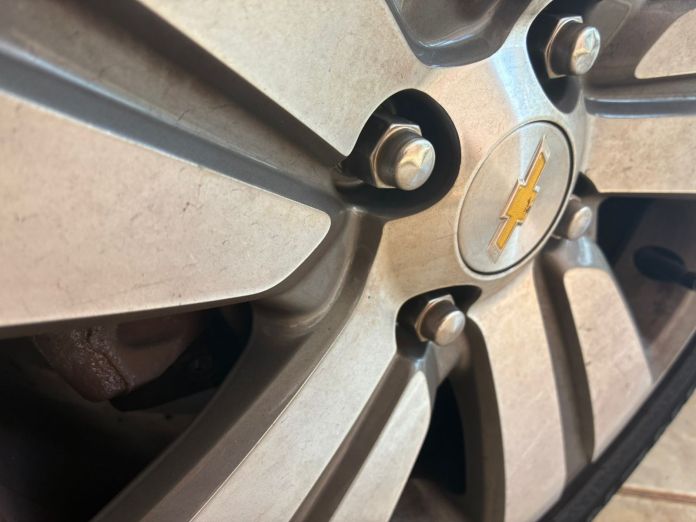 Idosa misteriosa surge na madrugada e assombra motorista de aplicativo em São Carlos Idosa misteriosa surge na madrugada e assombra motorista de aplicativo em São Carlos