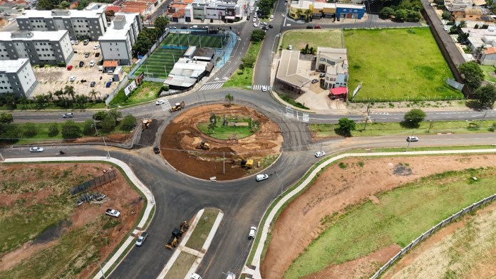 miguel petroni Obras na Miguel Petroni
