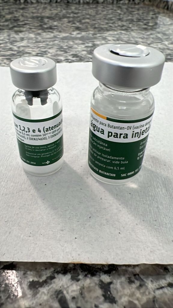 Vacina contra a dengue