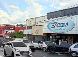 Em março, comércio amplia horário de funciomamento em São Carlos