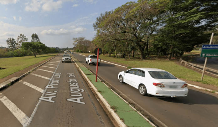 Obras na Avenida Professor Luiz Augusto de Oliveira podem causar lentidão no trânsito nesta sexta e sábado Obras na Avenida Professor Luiz Augusto de Oliveira podem causar lentidão no trânsito nesta sexta e sábado