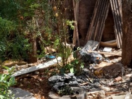 Barraco foi destruído por incêndio