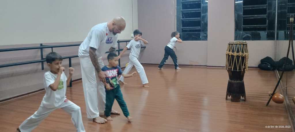 Oficina de capoeira