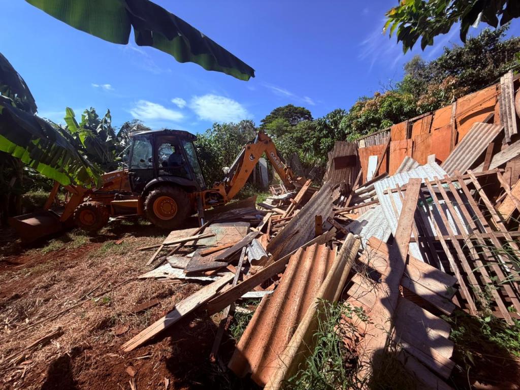 Barracos foram retirados