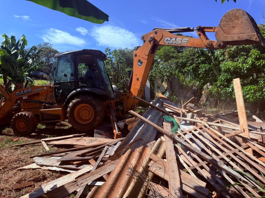 Barracos foram retirados