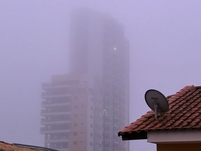 Chuva e neblina em São Carlos