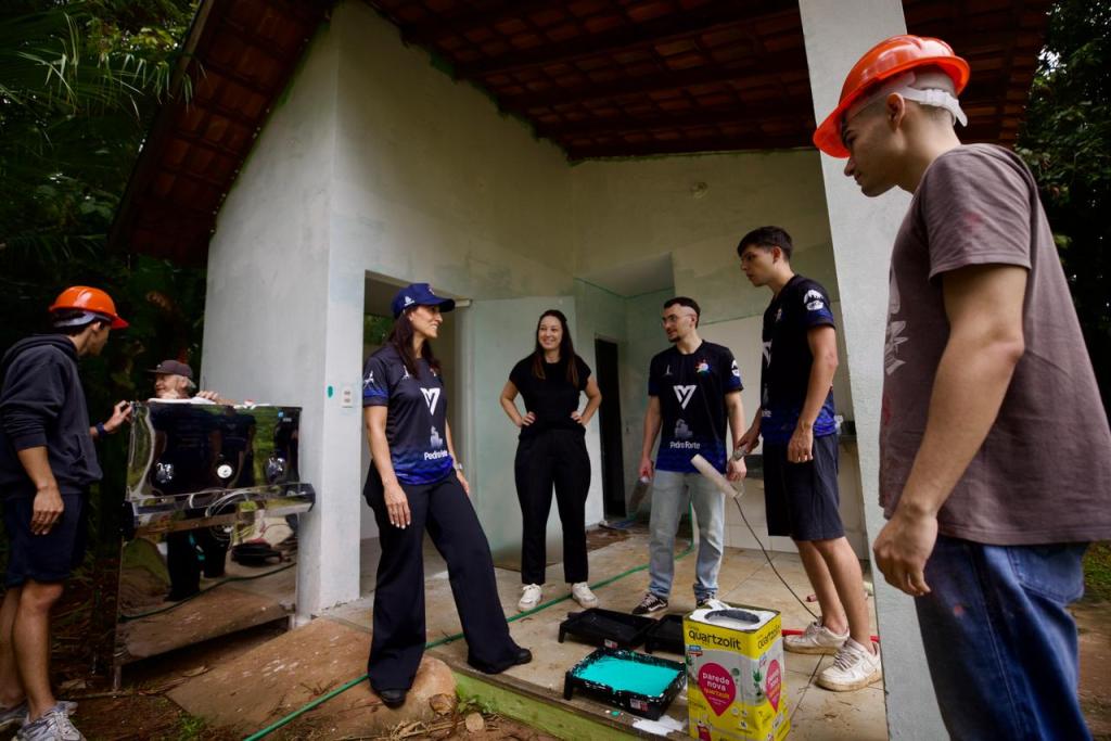 O Horto Florestal de São Carlos recebeu, na manhã desta terça-feira (10/3), estudantes do curso de Engenharia Civil da Universidade Federal de São Carlos (UFSCar) para mais uma edição do Trote Solidário. 