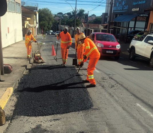 Prefeitura inicia operação tapa-buracos com três equipes em São Carlos