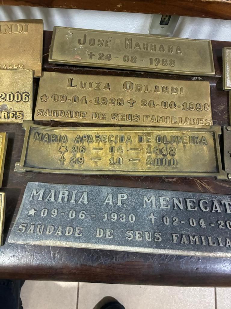 Furtar túmulos no Cemitério virou rotina