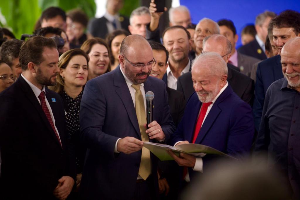 Netto fez pedidos à Lula