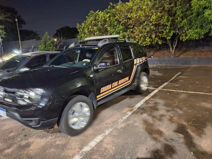 Homem é preso em flagrante por violência doméstica em Ibaté Homem é preso em flagrante por violência doméstica em Ibaté