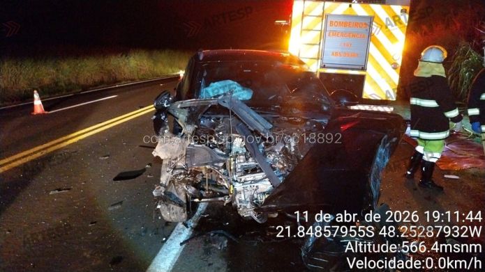 Acidente grave na SP 255