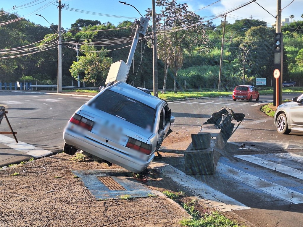 Acidente na rotatória