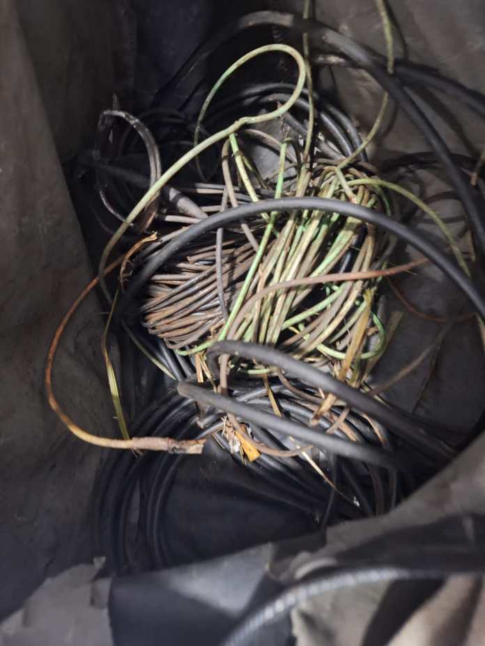 4019afda-b1b4-4d36-a338-1c89bb45702f Furto de fios do SAAE