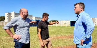 Reformas em praças esportivas