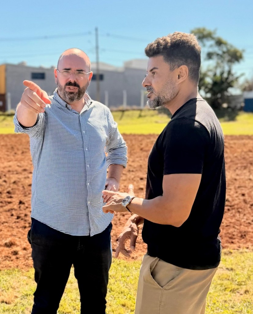 Reformas em praças esportivas