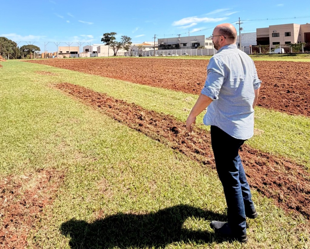 Reformas em praças esportivas