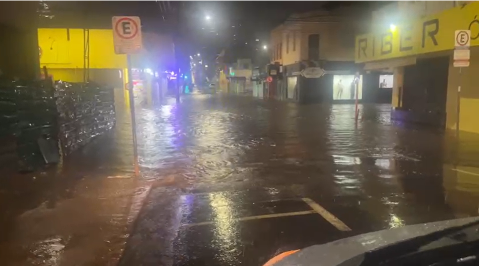 Chuva forte em São Carlos