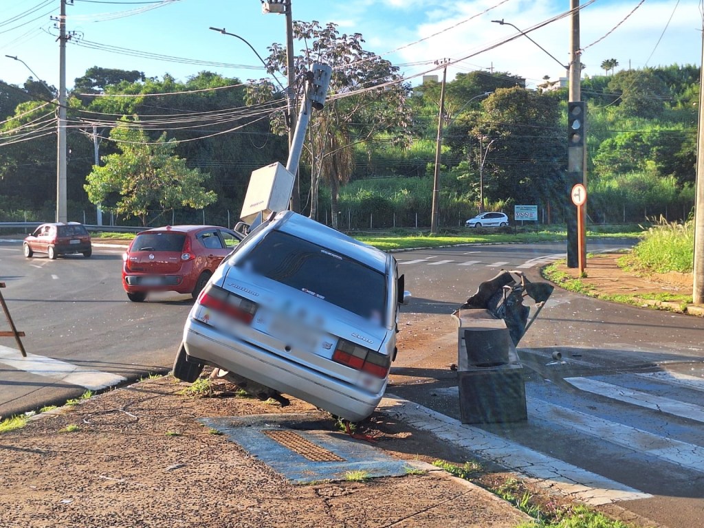 Acidente na rotatória