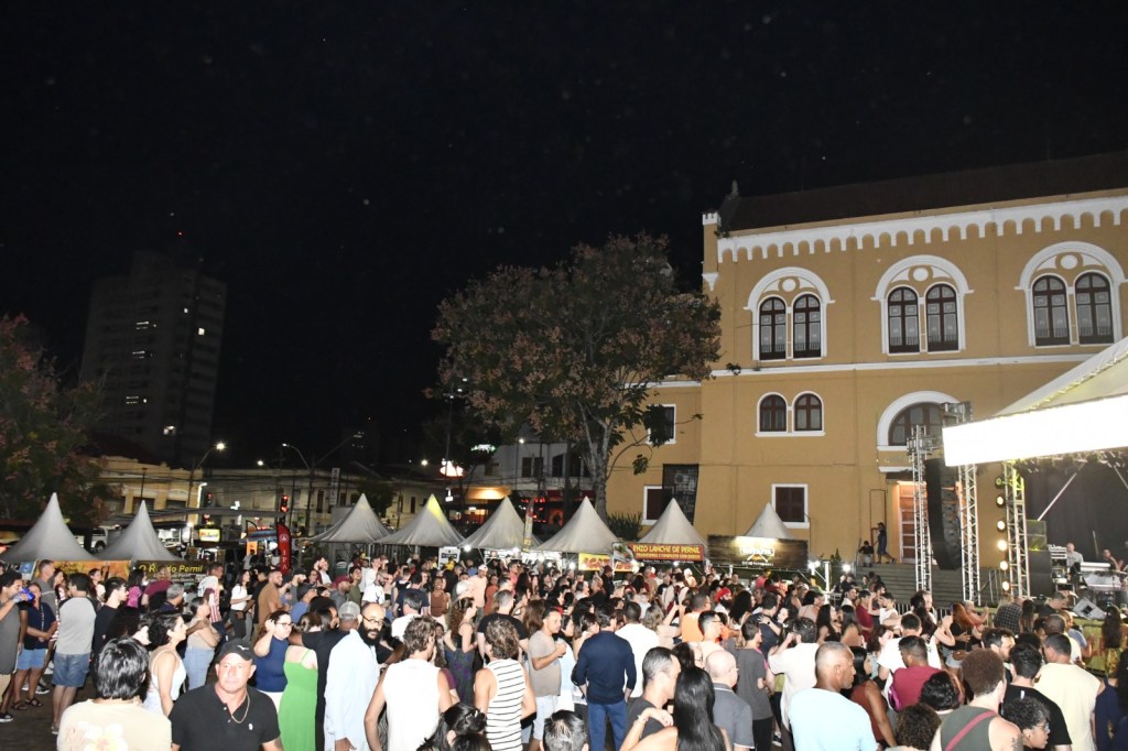 Festa do Clima na Praça Coronel Salles