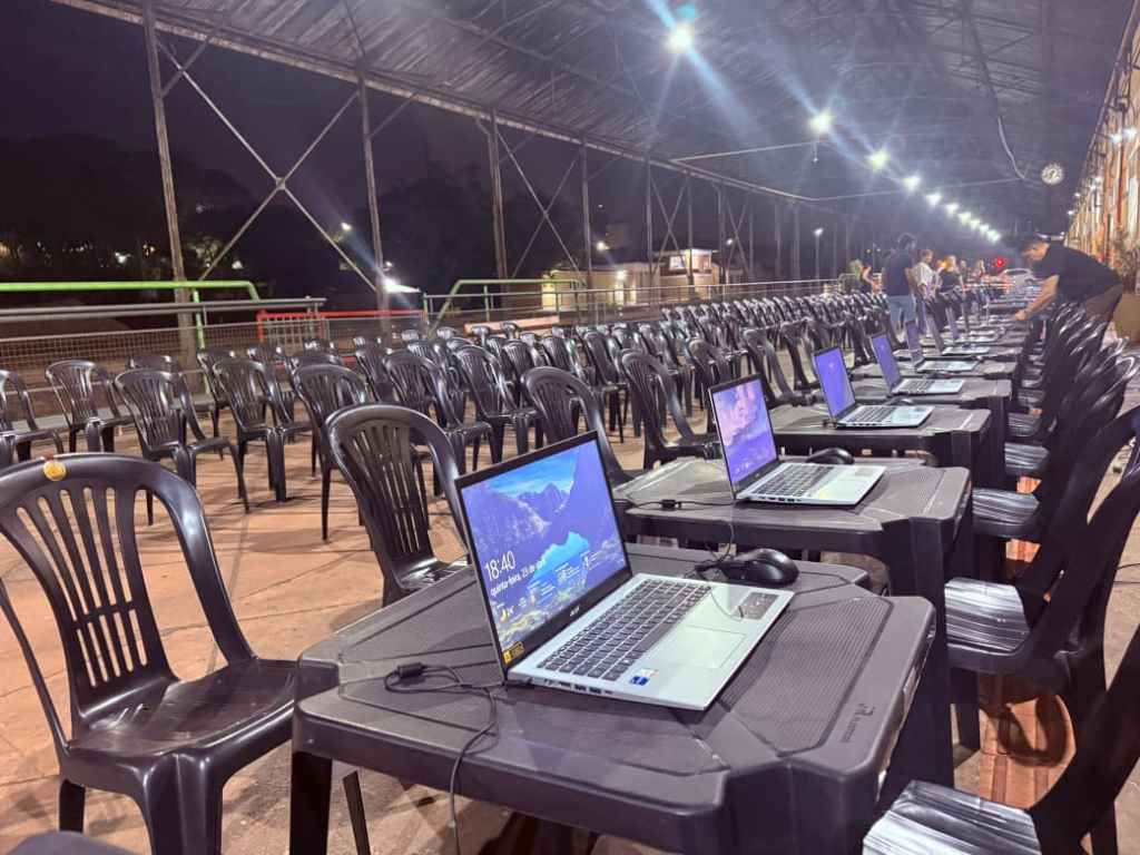 A Prefeitura de São Carlos, por meio da Secretaria Municipal de Habitação Social e Regularização Fundiária, registrou a entrega de 4.800 senhas em dois dias para atendimento do programa habitacional Minha Casa, Minha Vida – Faixa 1 (FAR), voltado às unidades do Residencial Santa Felícia II.