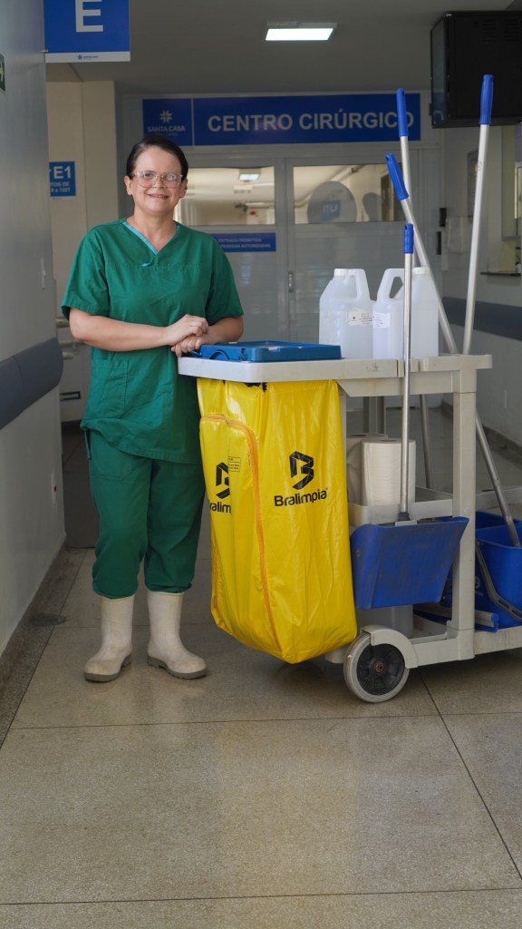 A Santa Casa de São Carlos está com processos seletivos abertos para o preenchimento de vagas em diferentes áreas do hospital. As oportunidades contemplam cargos de níveis fundamental, médio, técnico e superior, com atuação em setores assistenciais, de apoio e administrativos.