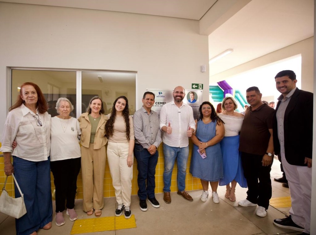 A Prefeitura de São Carlos inaugurou na manhã desta sexta-feira (08/05) o novo Centro Municipal de Educação Infantil (CEMEI) Prof. Silvio Padovan, no bairro Ipê Mirim
