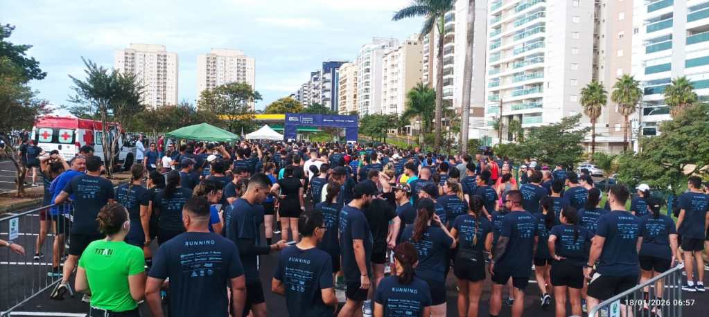 O Shopping São Carlos, administrado pelo Grupo AD, segue com uma agenda intensa de experiências para os próximos meses. O grande destaque começa já em junho, mês que promete movimentar o empreendimento com a transmissão oficial dos jogos da Copa do Mundo, campanhas românticas e especiais para o Dia dos Namorados e o retorno de sucessos de público, como o tradicional Encontro de Carros Antigos e as atrações do Palco Encantado.