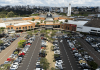 Shopping São Carlos consolida crescimento e apresenta novas lojas para seus clientes O Shopping São Carlos mantém, em 2026, uma trajetória consistente de crescimento e qualificação do seu mix de lojas. No primeiro trimestre do ano, o empreendimento registrou alta de 8,1% nas vendas em relação ao mesmo período do ano anterior. O desempenho se mantém ao longo do período: somente em abril, o fluxo de visitantes cresceu 21,54%, acompanhado pelo aumento no tempo médio de permanência, indicadores que reforçam a solidez do desempenho e a atratividade do shopping para consumidores e novas operações.