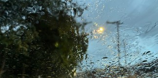 Chuva marca a entrada da frente fria em São Carlos