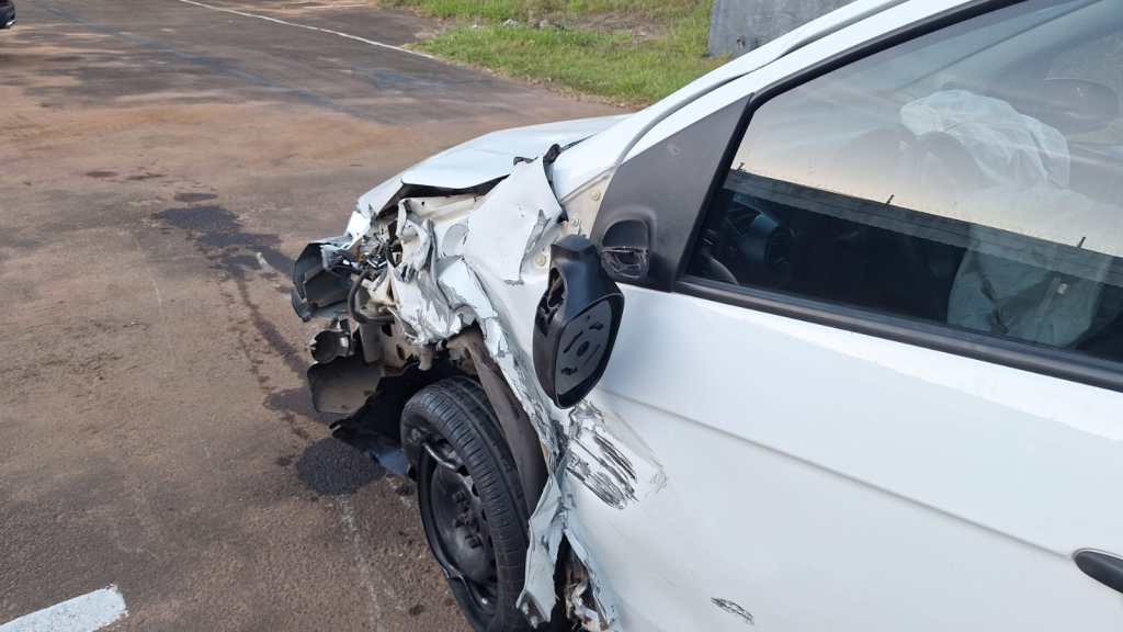 Um jovem de 21 anos morreu no final da noite de domingo (7) após ser atropelado durante uma perseguição policial que teve início na Vila Prado e terminou na Avenida São Carlos. As informações constam em boletim de ocorrência registrado pela Polícia Civil.