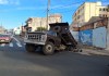 Caminhão afunda em asfalto no cruzamento da Marginal com a 13 de Maio, informa Departamento de Trânsito